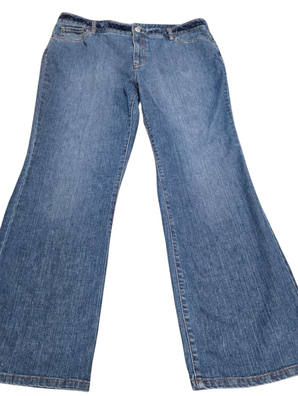 Liz Claiborne Classic Women's Blue Bootcut Jeans W Velvet Trim (Size:16R)